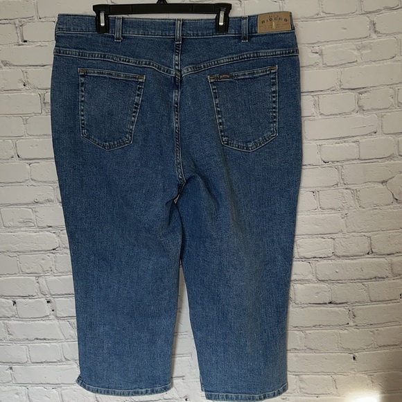 Lee Rider Capri Jeans Women’s Straight Leg Size 22W with Stretchable Waist - Picture 2 of 14